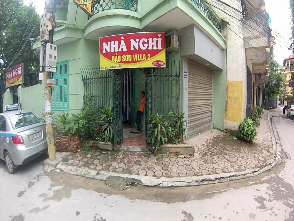Khám phá Tiện ích Xung quanh Nhà Nghỉ Bảo Sơn Villa 2: Ăn uống, Giải trí và Mua sắm